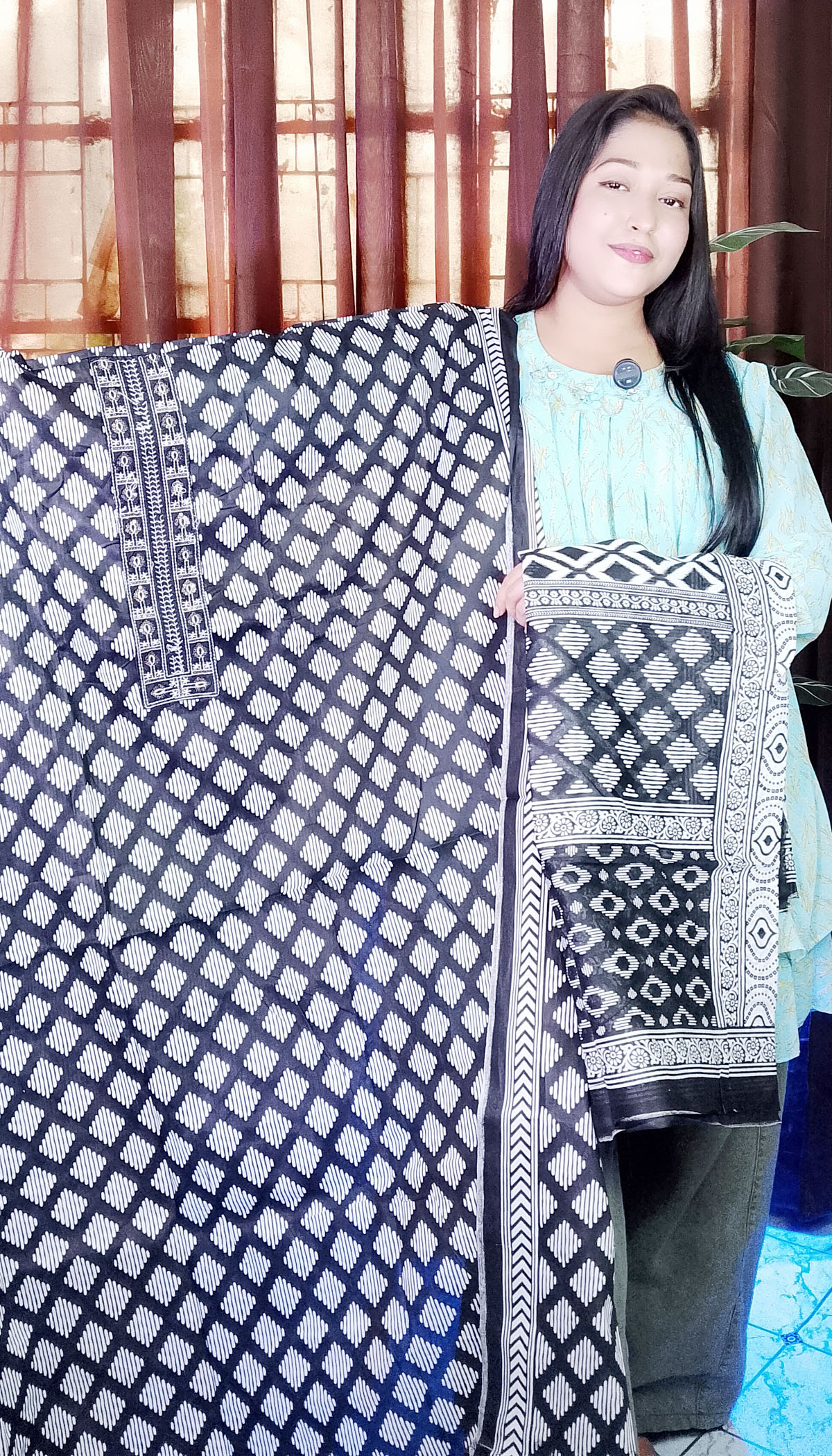 স্টাইলিশ পিউর সুতি থ্রি পিছ